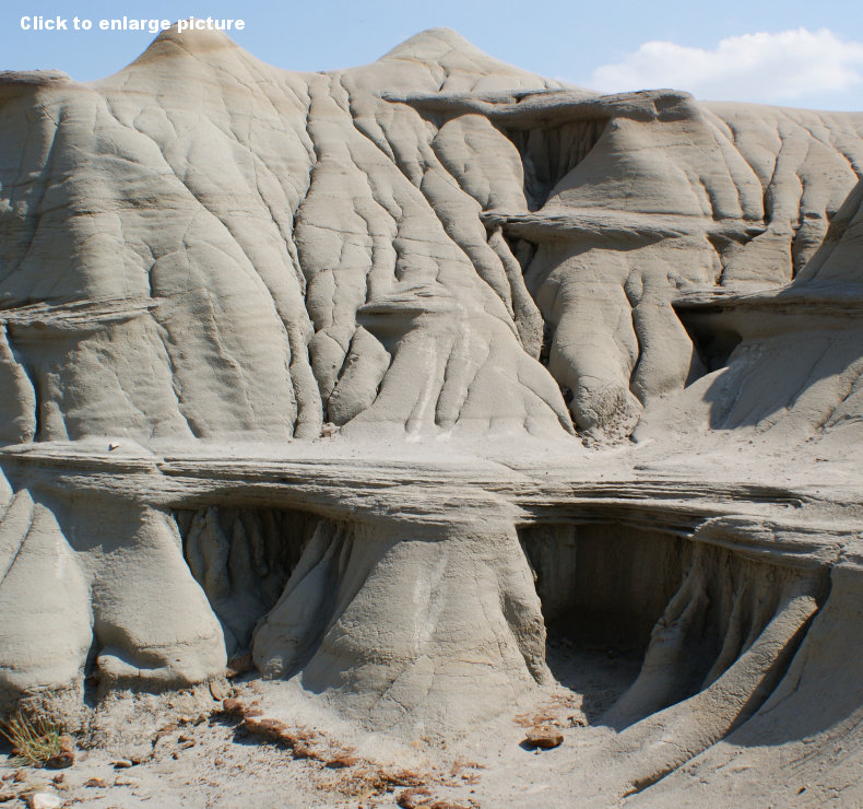 Sand caves in Dinosaur Provincial Park