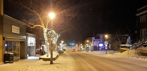 Huntsville Ontario at night 