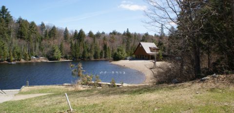 Canoe Lake beach and boat launch