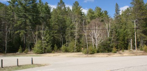 Two Rivers Trail parking