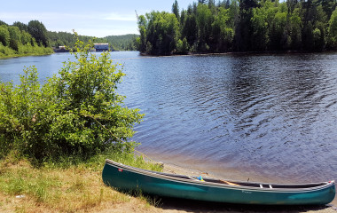 Ragged Chute Generating Station and canoe launch 