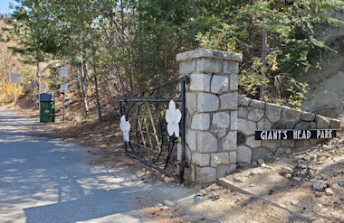 Giant's Head entrance 