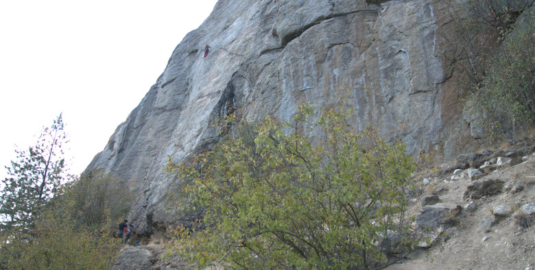 Rock Climbing in the Skaha Bluffs Provincial Park 