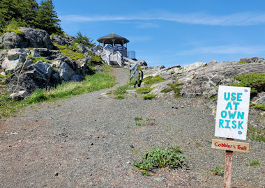 Cobbler's Trail on Cobbler Island