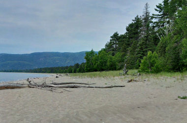 Agawa Bay